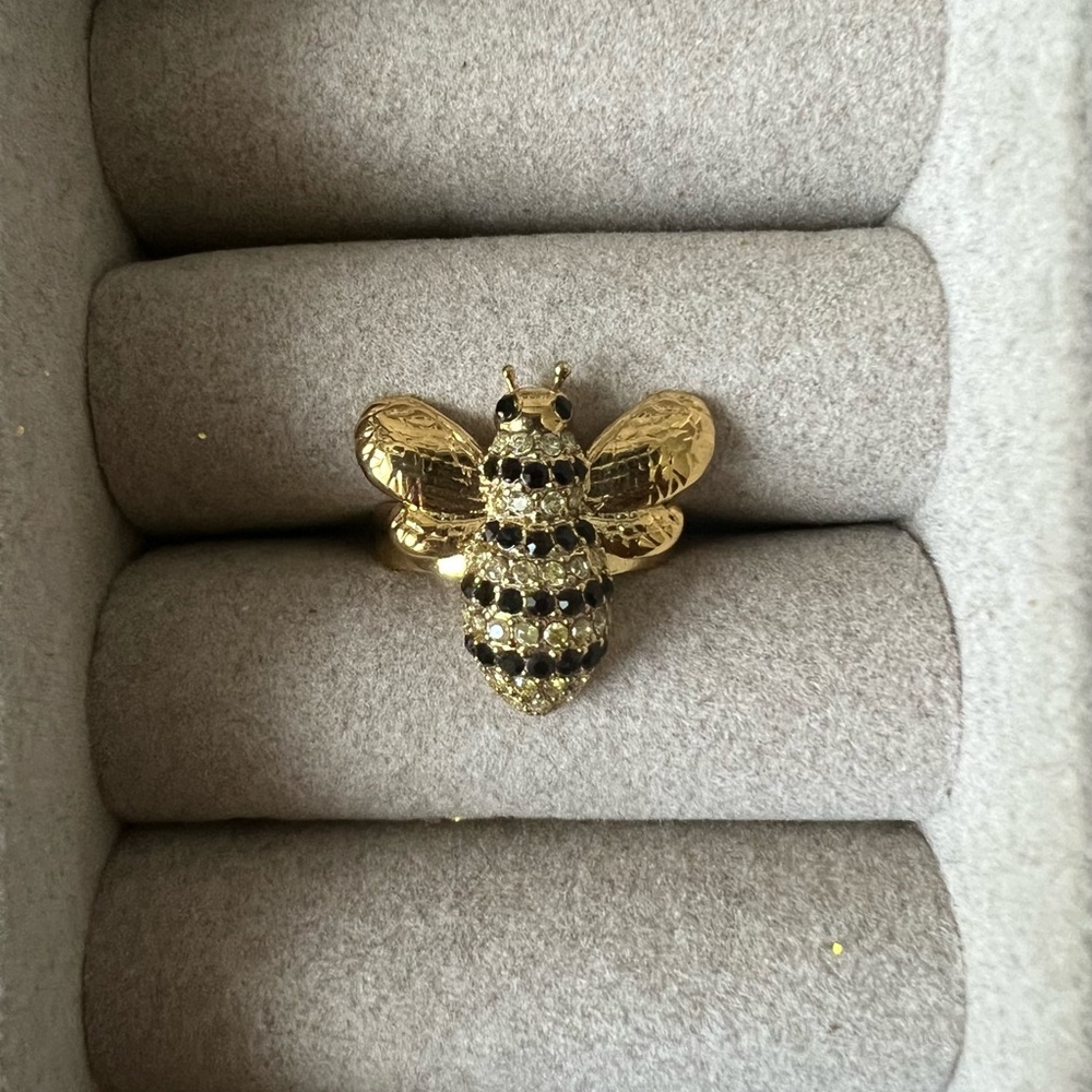 kate spade picnic perfect bee ring 🐝